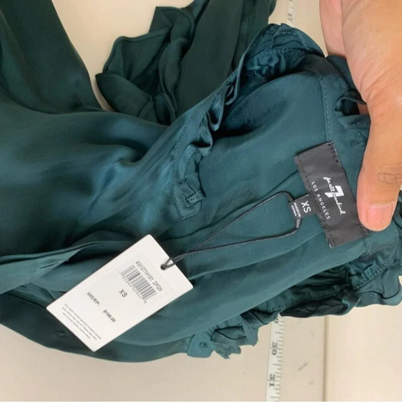 7 For All Mankind Green Satiny Cold Shoulder Ruffle Button Front Blouse Size XS - Picture 11 of 12